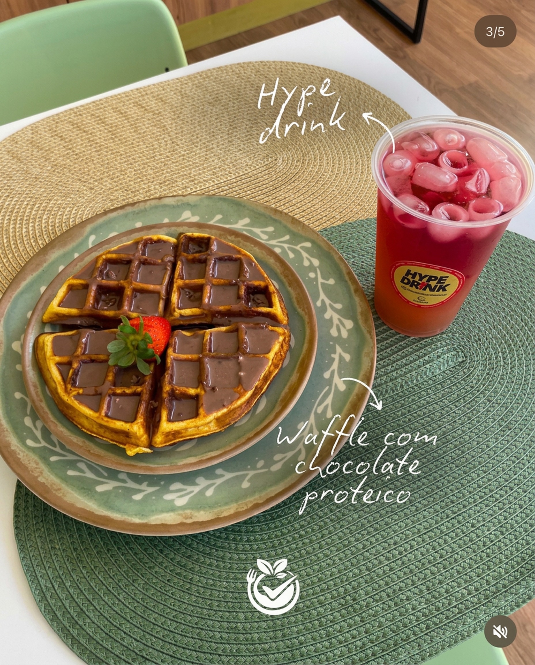 Waffle proteico Fresh Fit com Hype Drink